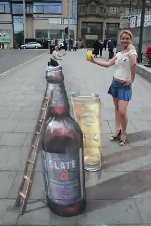 Julian Beever - Little and Large