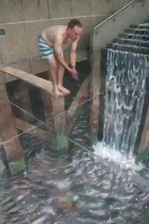 Julian Beever - Waterfall
